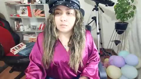 Im VelaI will be Christmas and New Year with my family December 22 to January 13 I will miss you guys. online show from 11-18-25, 02:28