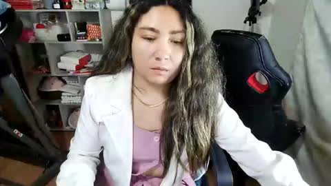 Im VelaI will be Christmas and New Year with my family December 22 to January 13 I will miss you guys. online show from 04-13-26, 03:34