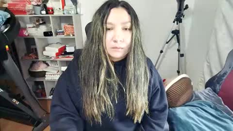 Snapshot of vellarossa chatting on 06-09-26, 04:57 Im VelaI will be Christmas and New Year with my family December 22 to January 13 I will miss you guys. online show from 06-09-26, 04:57