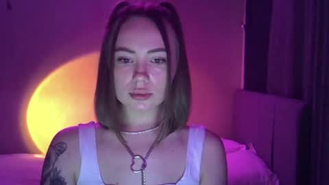 Snapshot of velour_myst chatting on 06-17-26, 03:57 velour_myst online show from 06-17-26, 03:57