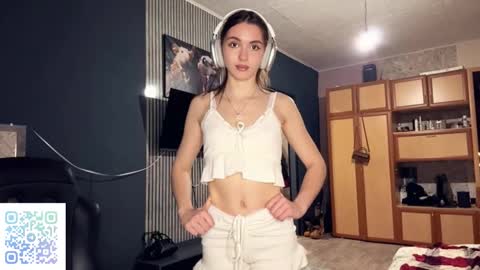 Nia online show from 03-18-26, 03:59