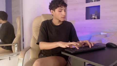 An online show from 04-22-26, 04:48