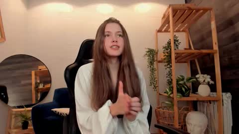 velvet_cherry online show from 10-22-25, 04:18