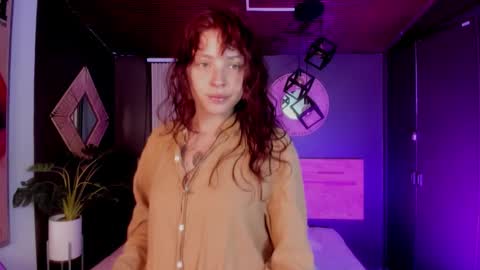 Isabella  online show from 02-24-26, 11:41