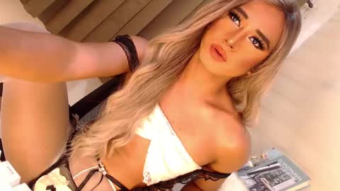 Richy will make you fall in love online show from 03-12-25, 11:12