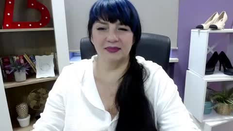 Snapshot of velvet_gloria chatting on 07-21-26, 06:05 velvet gloria online show from 07-21-26, 06:05