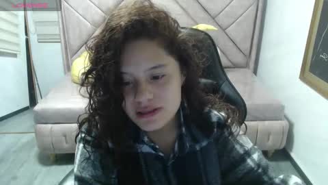 velvet_moon_v online show from 01-19-26, 01:04