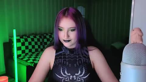 Snapshot of velvet_siren chatting on 07-14-26, 10:21 Violet online show from 07-14-26, 10:21