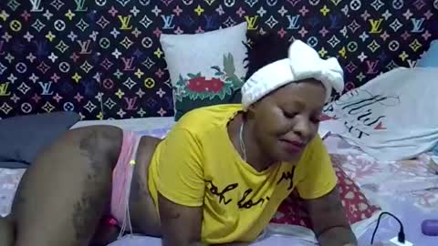 velvet online show from 03-21-26, 05:45