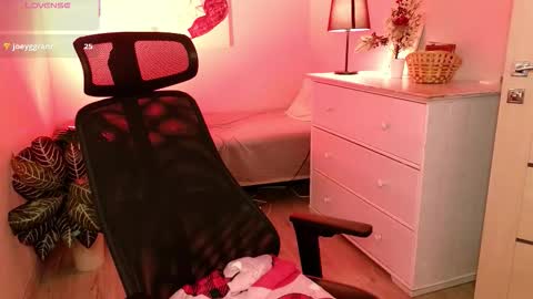 velvetbite online show from 01-14-26, 03:56