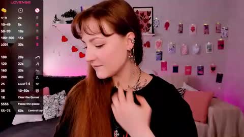 Snapshot of velvetcherry_ chatting on 07-22-26, 08:50 Mia online show from 07-22-26, 08:50