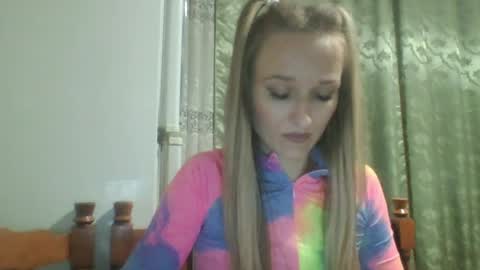 Snapshot of velvetintuition chatting on 06-12-26, 07:57 velvetintuition online show from 06-12-26, 07:57