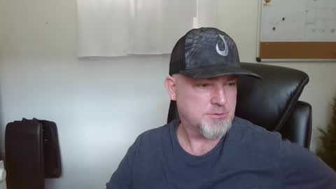 Snapshot of velvetknight97 chatting on 03-04-26, 08:04 velvetknight97 online show from 03-04-26, 08:04