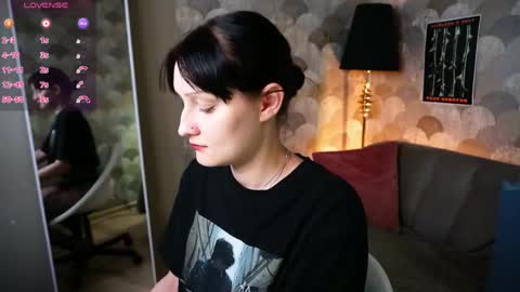 Lily online show from 05-24-26, 08:58