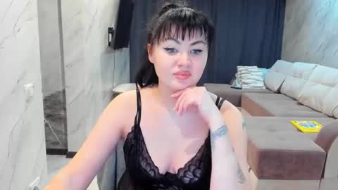 VelvetMila  online show from 03-23-26, 05:39