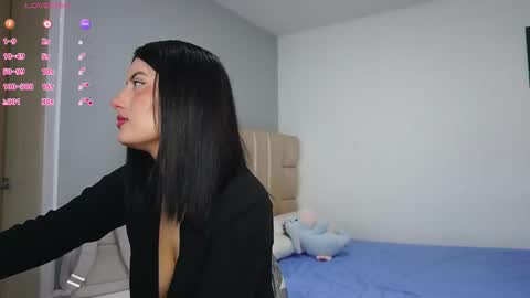 velvet online show from 12-03-25, 10:19