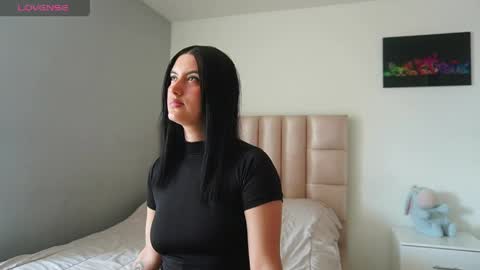 velvet online show from 04-14-26, 08:59