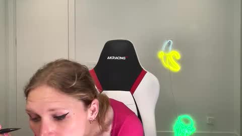 VelvetTGirl online show from 02-16-26, 06:59