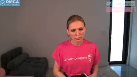 Snapshot of velvettgirl chatting on 05-09-26, 07:19 VelvetTGirl online show from 05-09-26, 07:19