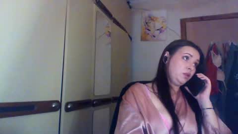 Snapshot of vendi_rassell8855 chatting on 06-10-26, 05:56 vendi rassell8855 online show from 06-10-26, 05:56