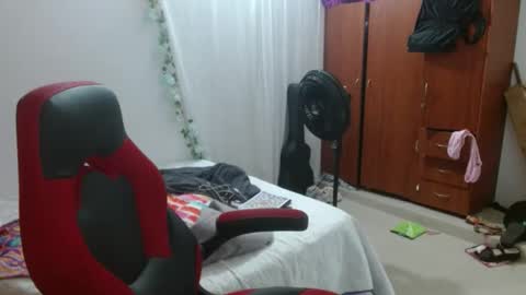 venecasexy44 online show from 03-06-26, 10:45