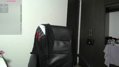 Venelope 3 online show from 04-11-26, 03:22