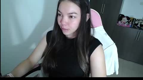 Snapshot of venelope1 chatting on 07-01-26, 02:57 Venelope 3 online show from 07-01-26, 02:57