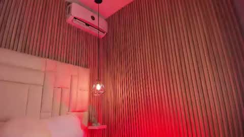 Snapshot of venezsofia chatting on 07-18-26, 11:52 venez sofia online show from 07-18-26, 11:52