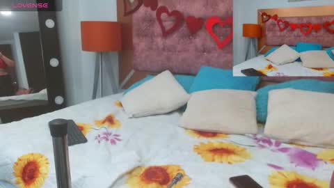 Snapshot of vennuss_89 chatting on 03-04-25, 10:46 venus online show from 03-04-25, 10:46