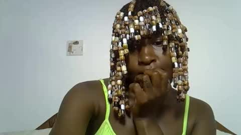 venom_kisses5050 online show from 03-01-26, 04:42