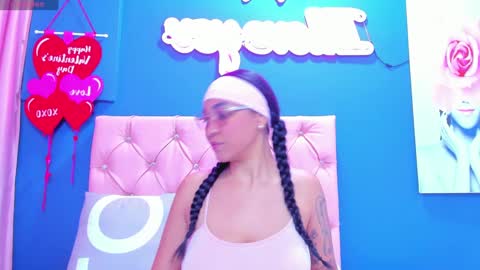 Snapshot of venus_0110 chatting on 02-20-25, 08:25 Venus Veracruz online show from 02-20-25, 08:25