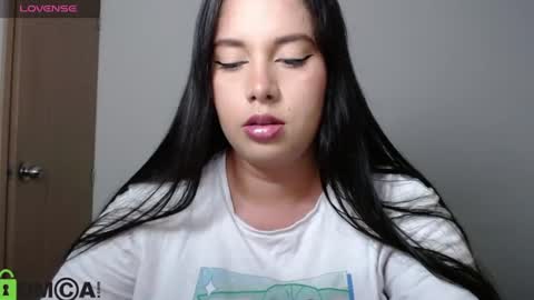 Snapshot of venus__24 chatting on 07-13-26, 02:58 venus online show from 07-13-26, 02:58