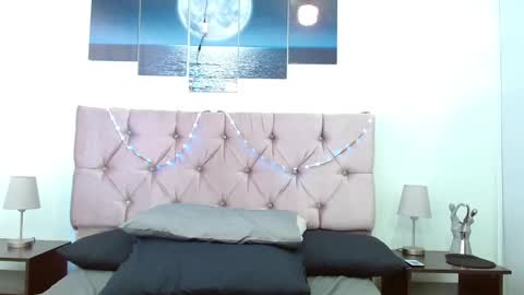 Snapshot of venus__morgan chatting on 02-01-25, 04:00 venus__morgan online show from 02-01-25, 04:00