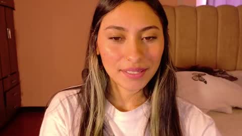 Mary online show from 04-18-26, 07:07