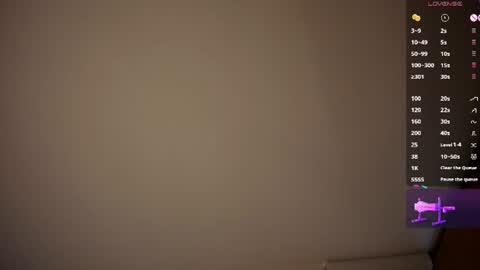 Snapshot of venus_leroy chatting on 06-30-26, 10:11 Venus online show from 06-30-26, 10:11