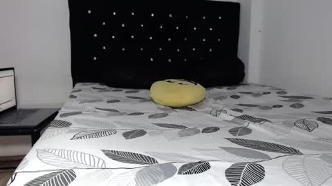 venus_menoza online show from 10-14-25, 10:10