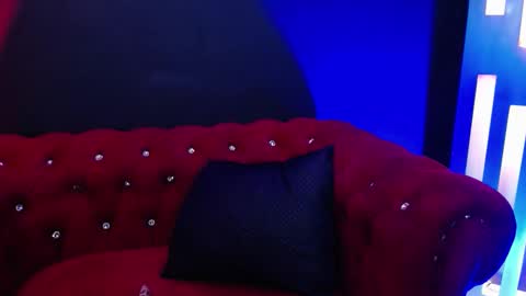 Snapshot of venus_rock chatting on 09-17-25, 03:19 Venus Ink online show from 09-17-25, 03:19