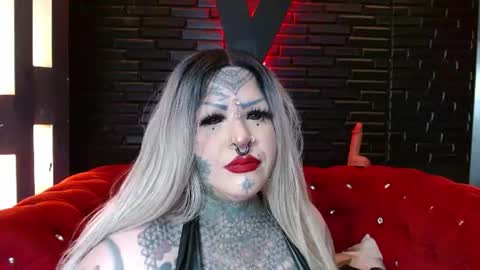 Snapshot of venus_rock chatting on 06-22-26, 12:02 Venus Ink online show from 06-22-26, 12:02
