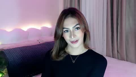 Venus Sunrise Bombshell online show from 03-04-26, 01:33