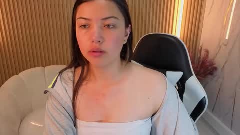 Venus  online show from 12-19-25, 12:34