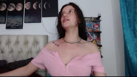 venusHelp me reach 100 like honey online show from 03-03-25, 03:19