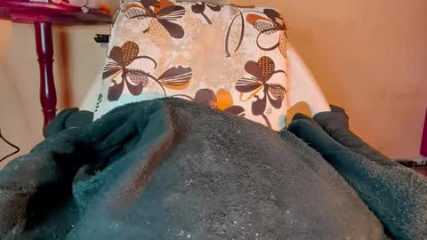 Venus online show from 02-20-25, 02:40