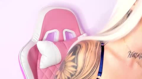 Shelly online show from 11-07-25, 01:00