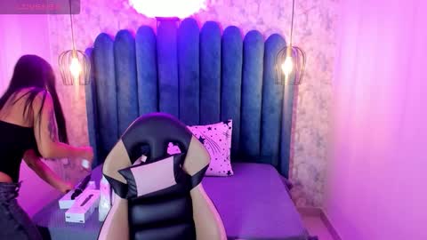 Domelipa  online show from 02-07-26, 12:20