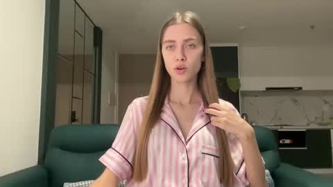 verablanc online show from 06-01-26, 01:51