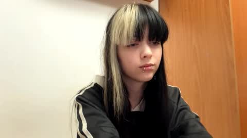 Veronika online show from 02-17-26, 06:36