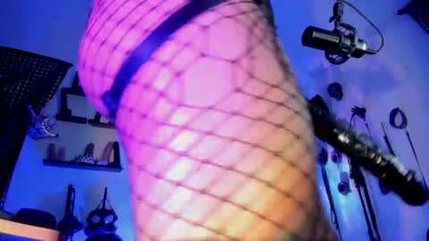 mistress VERESSKA ARDILA online show from 10-10-25, 08:41