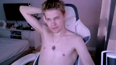 Snapshot of veritas_in_vine chatting on 07-04-26, 03:07 Veritas online show from 07-04-26, 03:07