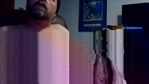 Snapshot of vermontguy76 chatting on 12-16-24, 07:00 vermontguy76 online show from 12-16-24, 07:00