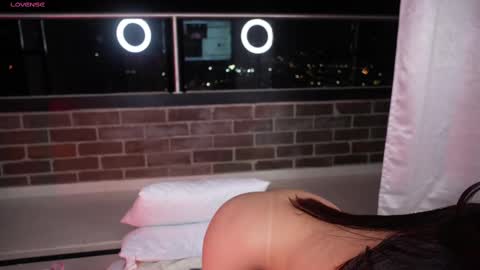 vero_cam online show from 02-20-25, 05:33